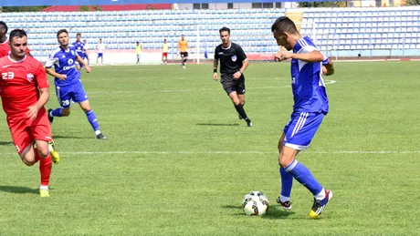 Pelici continuă să dea șanse tinerilor.** Marin și Georgescu au debutat în Liga 2 la meciul cu Reșița