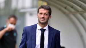 Cristi Chivu a primit 3 oferte! Una e de la Ajax Amsterdam