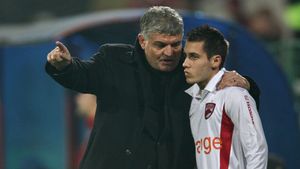 Stănescu știe obiectivul pentru 2011**: "Trebuie să continui tradiția tinerilor valoroși de la Dinamo"