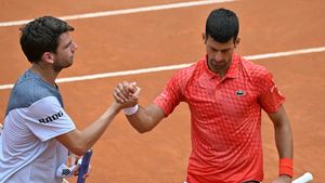 Novak Djokovic și-a făcut praf adversarul după incidentul de la Roma: „Nu voi permite să mă trateze așa!" Liderul mondial, dezlănțuit la conferința de presă
