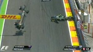 VIDEO** Accident HORROR pentru Mark Webber, la 300 km/h, în MP al Europei!