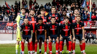 Șansă nesperată pentru portarul de la Minerul Lupeni! A fost ofertat de Corvinul și a semnat fără ezitare: ”Nu mă așteptam. Am fugit direct la stadion”