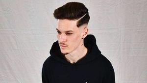 Dennis Man și-a lansat propria linie vestimentară! Și-a pus iubita pe post de model GALERIE FOTO