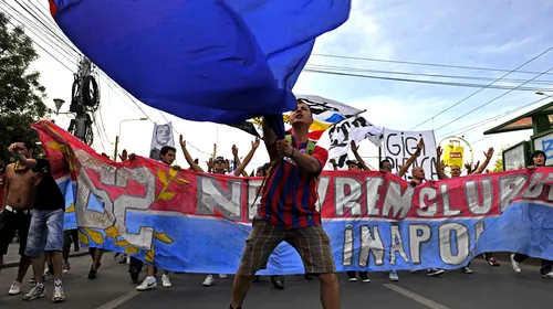 Fază de cascadorii râsului înaintea meciului Steaua-„U” Cluj!** Fanii au „luat foc” și au trecut la AMENINȚĂ‚RI