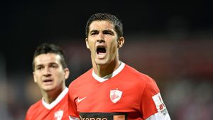 Luchin îi înțelege pe fanii "câinilor"!** "Frigul i-a ținut acasă, în fața televizorului!" Cum explică revenirea lui Dinamo