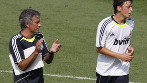 Șefii Realului îl sprijină pe Mourinho:** "Trebuie să avem răbdare! E un antrenor fantastic!"