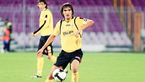 "Mă bucur că Dorinel mă vrea la Steaua, este o ofertă tentantă"