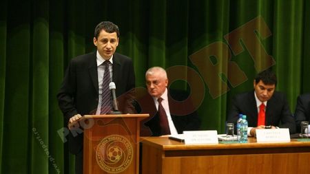 Iacov, înfrânt de 'Naș':** "Dacă alegerile erau în aprilie, câștigam! Sandu e un om bolnav și ar trebui să-i lase pe alții să conducă!"