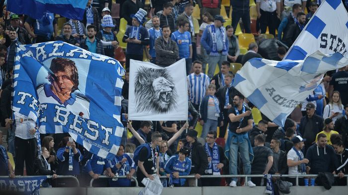 Victoria cu Sabail încinge spiritele la Craiova! Suporterii îi cer socoteală lui Papură: "Nu ne trebuie o marionetă. De ce ne bucurăm?"