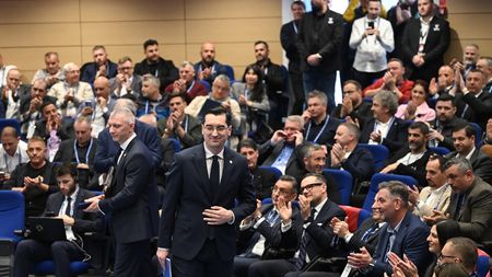 Un club care a votat împotriva lui Răzvan Burleanu a fost retrogradat: ”Considerăm că motivul este politic”. 441 de copii sunt afectați