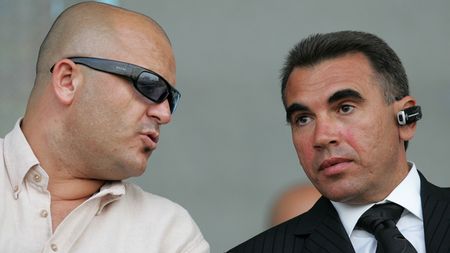 "La capitolul "corupție în fotbal", Penescu e un găinar!** 'Rechinii' mari vor scăpa!"