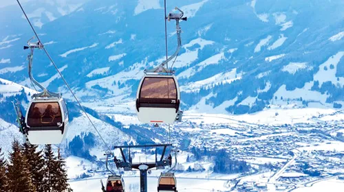 O vacanță de iarnă corporatistă: de la schi la snowboard