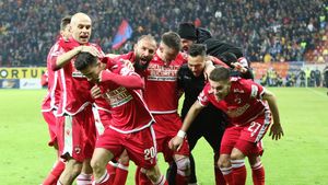 Propunere surprinzătoare pentru Mirel Rădoi! Jucătorul de la Dinamo care ar putea evolua pentru "tricolori". ”Ar fi o soluție!” | EXCLUSIV ProSport Live