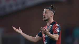 Antrenorul lui Genoa a luat decizia în privința transferului lui Radu Drăgușin | EXCLUSIV