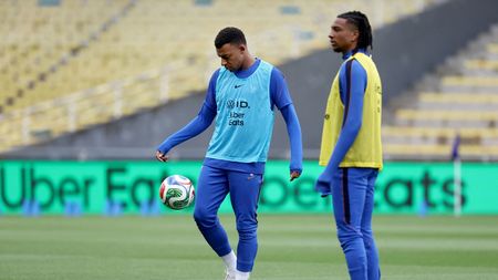 CM 2026 E scandal între vedetele naționalei Franței și federația „albaștrilor”! Fotbaliștii nu vor să plătească biletele la meciurile de la Campionatul Mondial