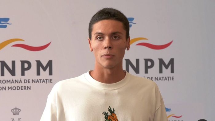 David Popovici, discurs fără precedent! Mesajul lui va face înconjurul lumii. Citatul din Earl Nightingale și cuvintele rostite după ce terminase de vorbit, când s-a întors special la microfon: „Asta vreau să fiu din nou” | VIDEO