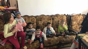 Galeria Stelei organizează o campanie pentru copiii orfani. Patru foști fotbaliști ai roș-albaștrilor se alătură inițiativei. FOTO 