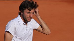 BRD Năstase Țiriac Trophy | Triplul campion completează lista victimelor în ziua sferturilor. Simon: "Am fost norocos să câștig și primul set"