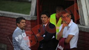 Stă pe bancă la meciul cu Dinamo?** "Ar fi o nerușinare ca Răzvan să fie suspendat 2 etape!"