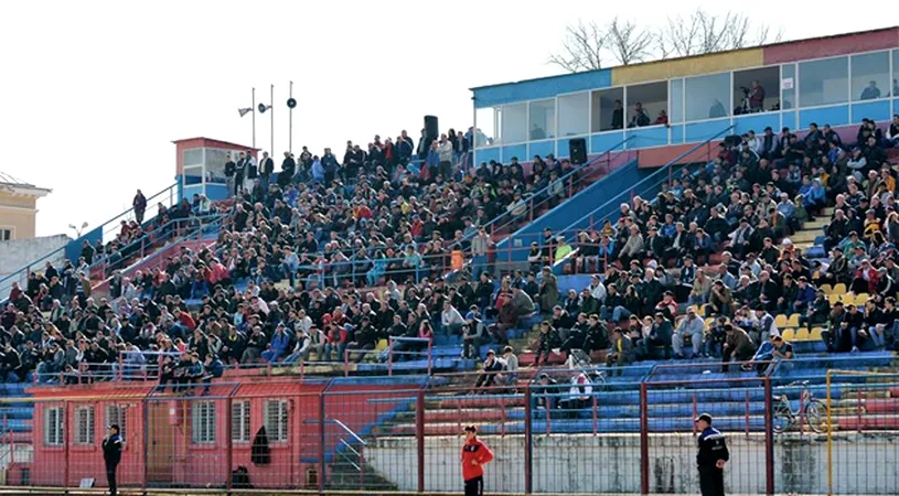 Antrenorul Chindiei comentează anunțul că la Târgoviște se vrea un stadion nou în 2-3 ani.** 
