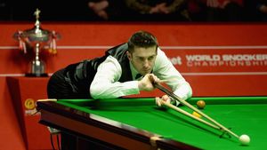 Ce emoții! Mark Selby a revenit de la 9-8 pentru a câștiga în joc decisiv la debutul la Mondialul din acest an. Campionul mondial en-titre s-a impus greu în fața unui debutant