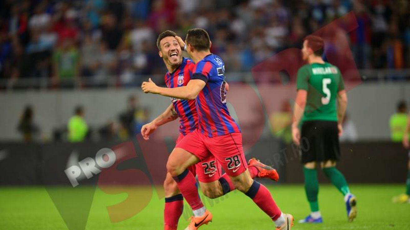 Piovaccari își ia la revedere de la Steaua cu un "selfie". FOTO: Imaginea postată pe Twitter imediat după meciul cu Oțelul