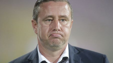 Reghecampf și-a luat jucătorii la țintă, după un meci foarte slab făcut de Steaua: "Nu avem atitudine, nu punem suflet! Așa, cu călcâiul la mijlocul terenului putem juca toți"