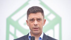 Eduard Novak, ironizat de Florin Prunea: „Au uitat să îi facă speech-ul!” Atac dur la adresa ministrului: „E premeditat politic!” | VIDEO EXCLUSIV ProSport Live