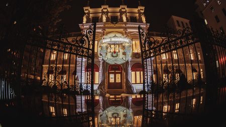 COMUNICAT. TOFF Galleries aprinde luminile de Crăciun la Palatul Știrbei și inaugurează o nouă eră a luxului în România