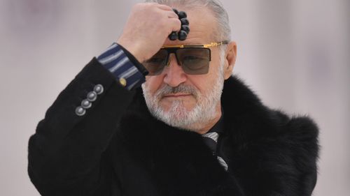 Gigi Becali a descoperit microfoane SRI în biroul său: „Pentru ce mă ascultați voi pe mine?”