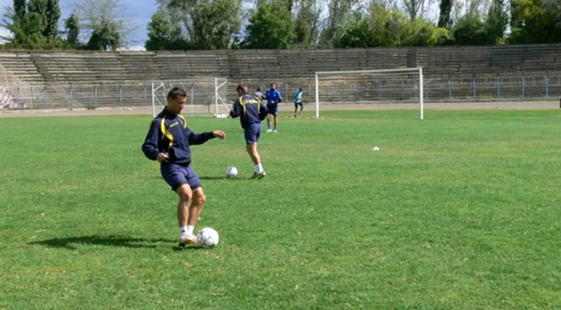 Jucătorii Brăilei se pregătesc intens,** deși n-au mai văzut un ban de trei luni
