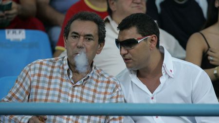 "Borcea și Badea cumpără acțiunile lui Turcu!"