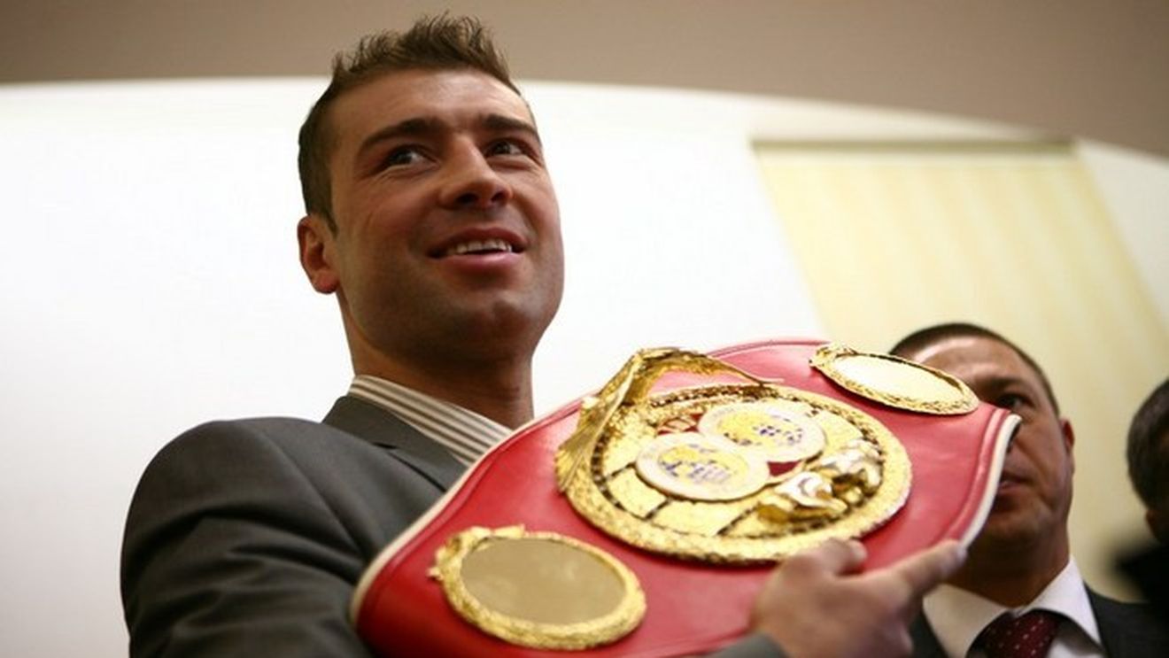 Bute îi răspunde lui Miranda:** "Sunt în formă! Am încredere că îmi voi păstra centura!"