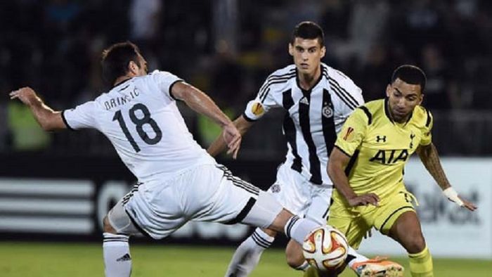 FOTO | Mesaj antisemit al fanilor sârbi la Partizan - Tottenham. UEFA a început o anchetă