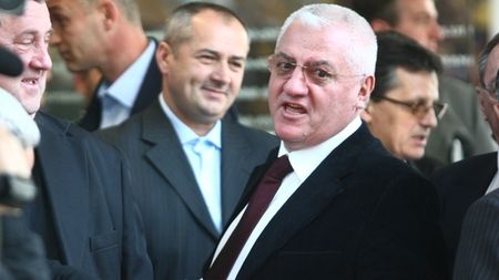 "Toți cei suspendați sunt prietenii mei, dar n-am ce să le fac!** E bălăcăreală în fotbal!"