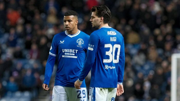 „Aşa ceva se găseşte greu în toată lumea". Ianis Hagi, mentor pentru atacantul de la Rangers care a impresionat