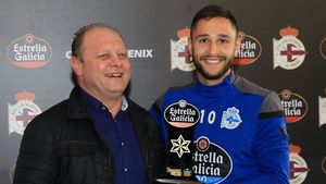 Florin Andone, pentru a doua oară consecutiv jucătorul lunii la Deportivo La Coruna! VIDEO și FOTO