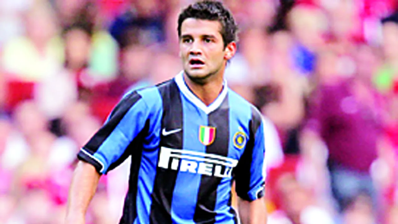 Chivu, la un  pas de gol