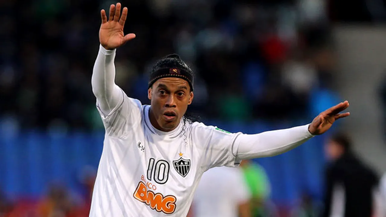 Ronaldinho și-a găsit echipă. Brazilianul va evolua în următoarele două sezoane în Mexic, la Gallos Blancos de Queretano