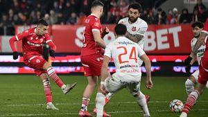 Elvețienii de la Basel, gata să-i dea lovitura lui Dinamo! Ce fotbalist vor să transfere elvețienii