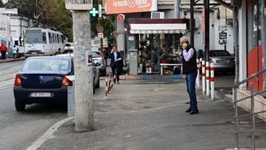 Mircea Sandu, primele imagini după sentința Tribunalului București! Fostul șef de la FRF, acuzat de luare de mită | EXCLUSIV FOTO&VIDEO