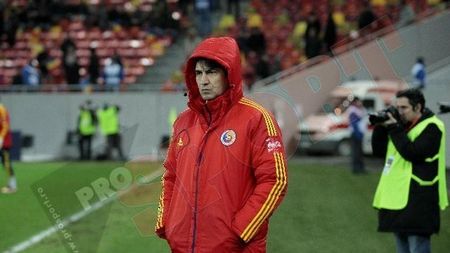 Pițurcă, nemulțumit de prima repriză:** "Dacă un singur jucător nu face ce trebuie, plângem iar după calificări" Plusurile bifate de România și ce spune de Mutu