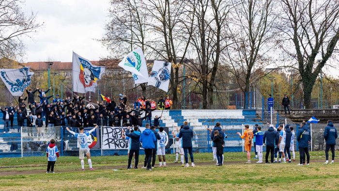 Corvinul e favorită la promovare, iar stadionul unde va juca acasă în SuperLigă e stabilit ”în proporție mare”: ”Ca și distanță e cel mai bine pentru hunedoreni”