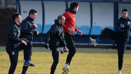 Becali a RATAT transferul pe care îl aștepta cel mai mult!** Steliștii i-au declarat război TOTAL, el se apără: "E FALS ce susțin ei"