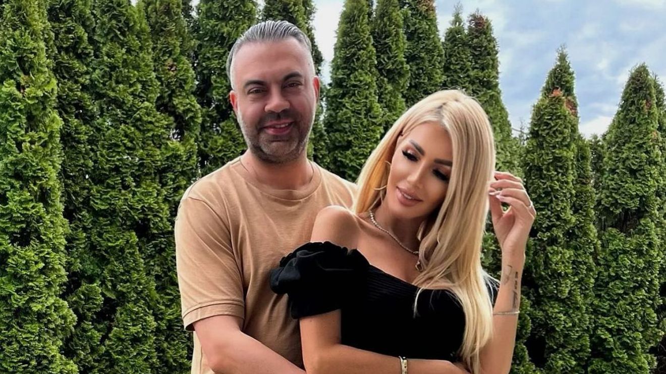 Președintele CS Rapid, Bogdan Vasiliu, se căsătorește după doar două luni de relație! Aleasa e fosta noră a lui Virgil Măgureanu. Evenimentul are loc pe stadionul din Giulești | GALERIE FOTO