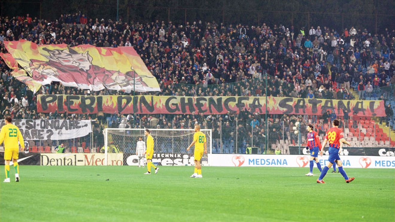 Fanii: „Venim la meci!" / Vamă: „Nu vă primesc!"