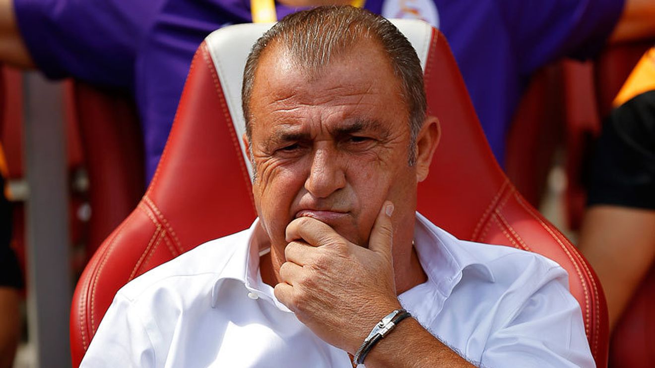 Scandal la Istanbul înainte de meciul cu România! Terim, în centrul evenimentelor. Turcii solicită demisia federalilor