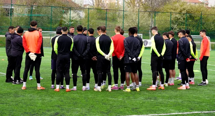 Meci de foc pentru CSC Șelimbăr! Eugen Beza transmite un mesaj clar înaintea jocului cu CS Tunari: ”Cel mai important al sezonului! Sacrificiul trebuie dus la extrem”