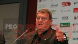 "Sper ca după primele 6 etape din retur să întrecem Dinamo!"