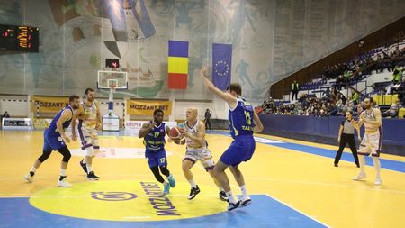 SCM Timișoara s-a calificat din grupele Cupei Alpe Adria în premieră, deși mai sunt de jucat două partide